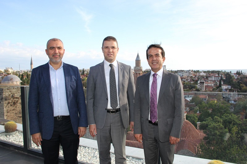 Antalya Ticaret Borsası Yönetim Kurulu Başkanı Ali ÇANDIR'ı Ziyaret.
